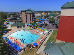 Country Cascades Waterpark Resort