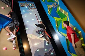 Country Cascades Waterpark Resort