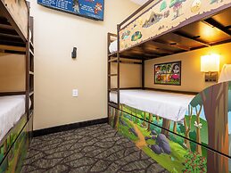 Country Cascades Waterpark Resort