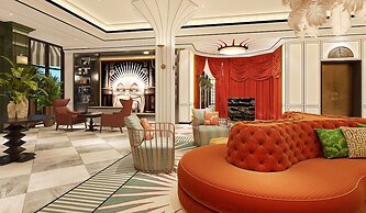 Cirque St. Armands Beachside