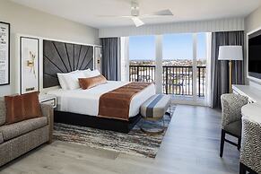 Cirque St. Armands Beachside