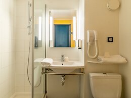 B&B HOTEL Marseille Prado Parc des expositions