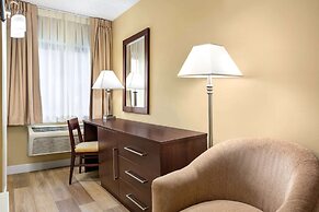 Travelodge by Wyndham Presidio San Francisco