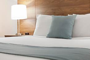 Highliner Hotel & Conference Centre