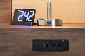 Highliner Hotel & Conference Centre