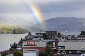 Highliner Hotel & Conference Centre