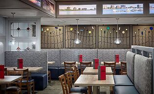 Best Western Plus Guildwood Inn