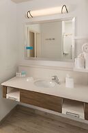 Hampton Inn & Suites Asheville Biltmore Village