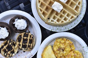 Hampton Inn & Suites Asheville Biltmore Village