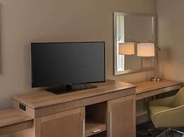 Hampton Inn & Suites Asheville Biltmore Village