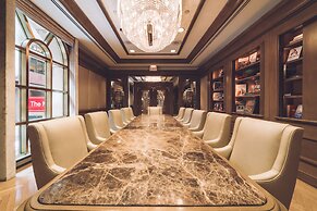 The Michelangelo Hotel