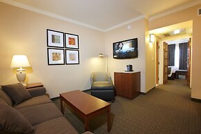 Best Western Plus Lamplighter Inn & Conference Centre