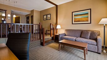 Best Western Plus Lamplighter Inn & Conference Centre