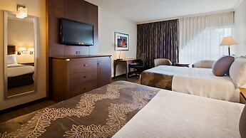 Best Western Plus Lamplighter Inn & Conference Centre