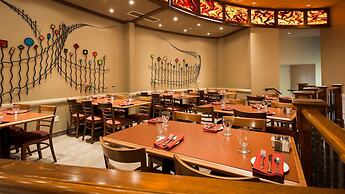 Best Western Plus Lamplighter Inn & Conference Centre