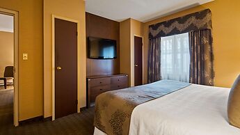 Best Western Plus Lamplighter Inn & Conference Centre