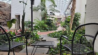 Best Western Plus Lamplighter Inn & Conference Centre