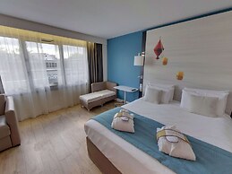 Mercure Lorient Centre Hotel