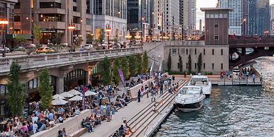 Holiday Inn Express Chicago - Magnificent Mile by IHG