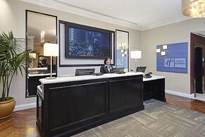 Holiday Inn Express Chicago - Magnificent Mile by IHG
