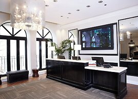 Holiday Inn Express Chicago - Magnificent Mile by IHG