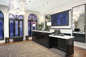 Holiday Inn Express Chicago - Magnificent Mile by IHG