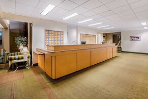 La Quinta Inn & Suites by Wyndham Seattle Sea-Tac Airport