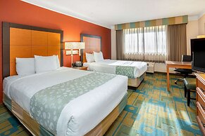 La Quinta Inn & Suites by Wyndham Seattle Sea-Tac Airport