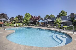 Best Western Fireside Inn