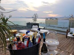Coral Hotel Athens