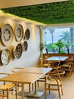 Coral Hotel Athens