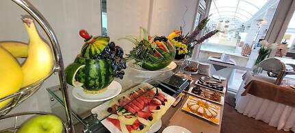 Coral Hotel Athens