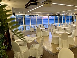 Coral Hotel Athens