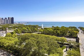 The Blackstone, Autograph Collection