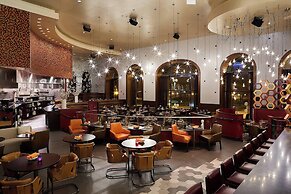 The Blackstone, Autograph Collection