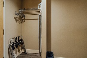 SureStay Plus by Best Western Coquitlam