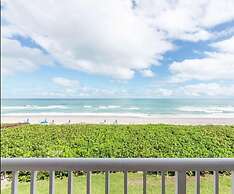 DoubleTree Suites by Hilton Melbourne Beach Oceanfront