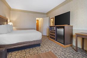 Best Western Parkway Inn & Conference Centre