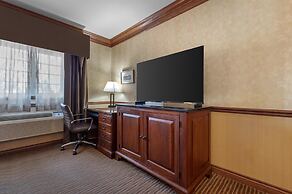 Best Western Parkway Inn & Conference Centre