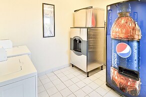 Motel 6 Nashua, NH - South