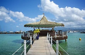 Hotel Bakoua Les Trois Ilets