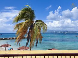 Hotel Bakoua Les Trois Ilets