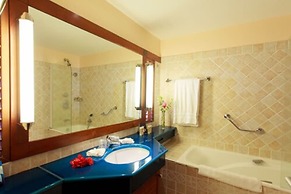 Hotel Bakoua Les Trois Ilets
