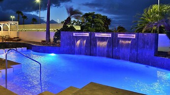 Peninsula All-Suite Hotel by Dream Resorts