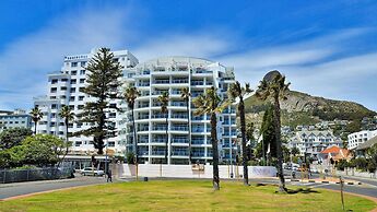 Peninsula All-Suite Hotel by Dream Resorts