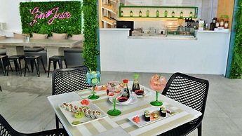 Peninsula All-Suite Hotel by Dream Resorts