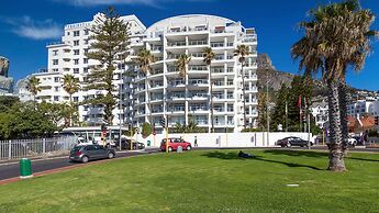 Peninsula All-Suite Hotel by Dream Resorts