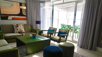 Peninsula All-Suite Hotel by Dream Resorts