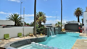 Peninsula All-Suite Hotel by Dream Resorts