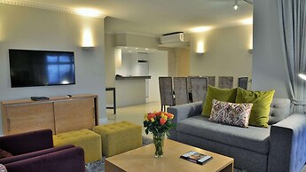 Peninsula All-Suite Hotel by Dream Resorts